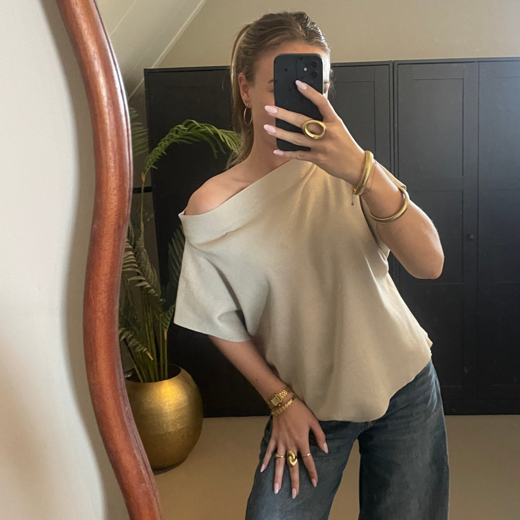 One-Shoulder Top