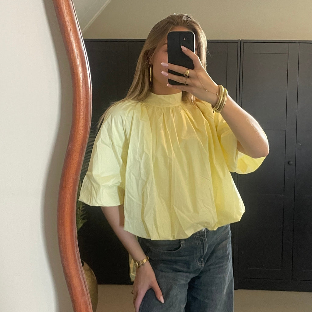 Blouse met Strik Geel