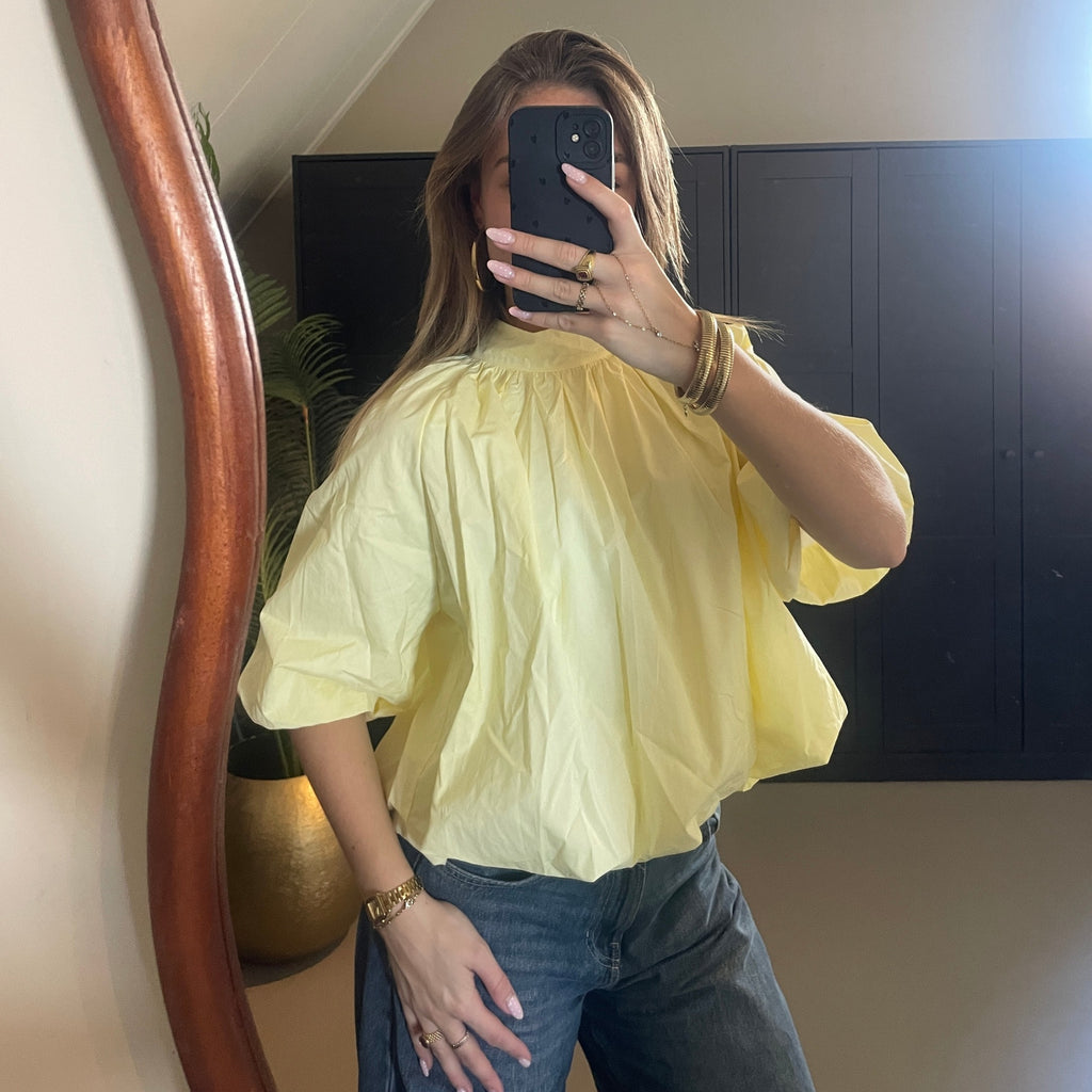 Blouse met Strik Geel